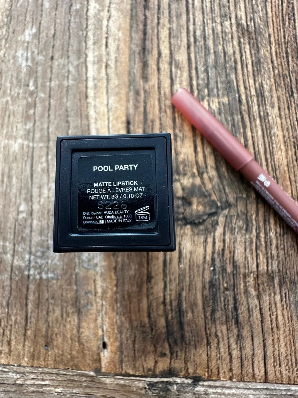 HUDA BEAUTY Lip Liner Pencil - Mauve Rose lip stick and mini lip liner